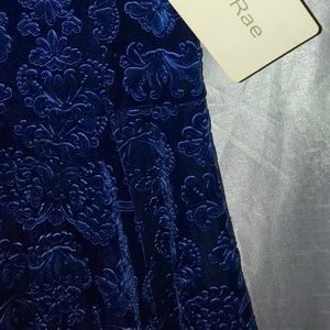 Doe & Rae Dresses - Doe&Rae Blue Floral Print Velvet Corset Back Dress Doe & Rae Dresses - Doe&Rae Blue Floral Print Velvet Corset Back Dress